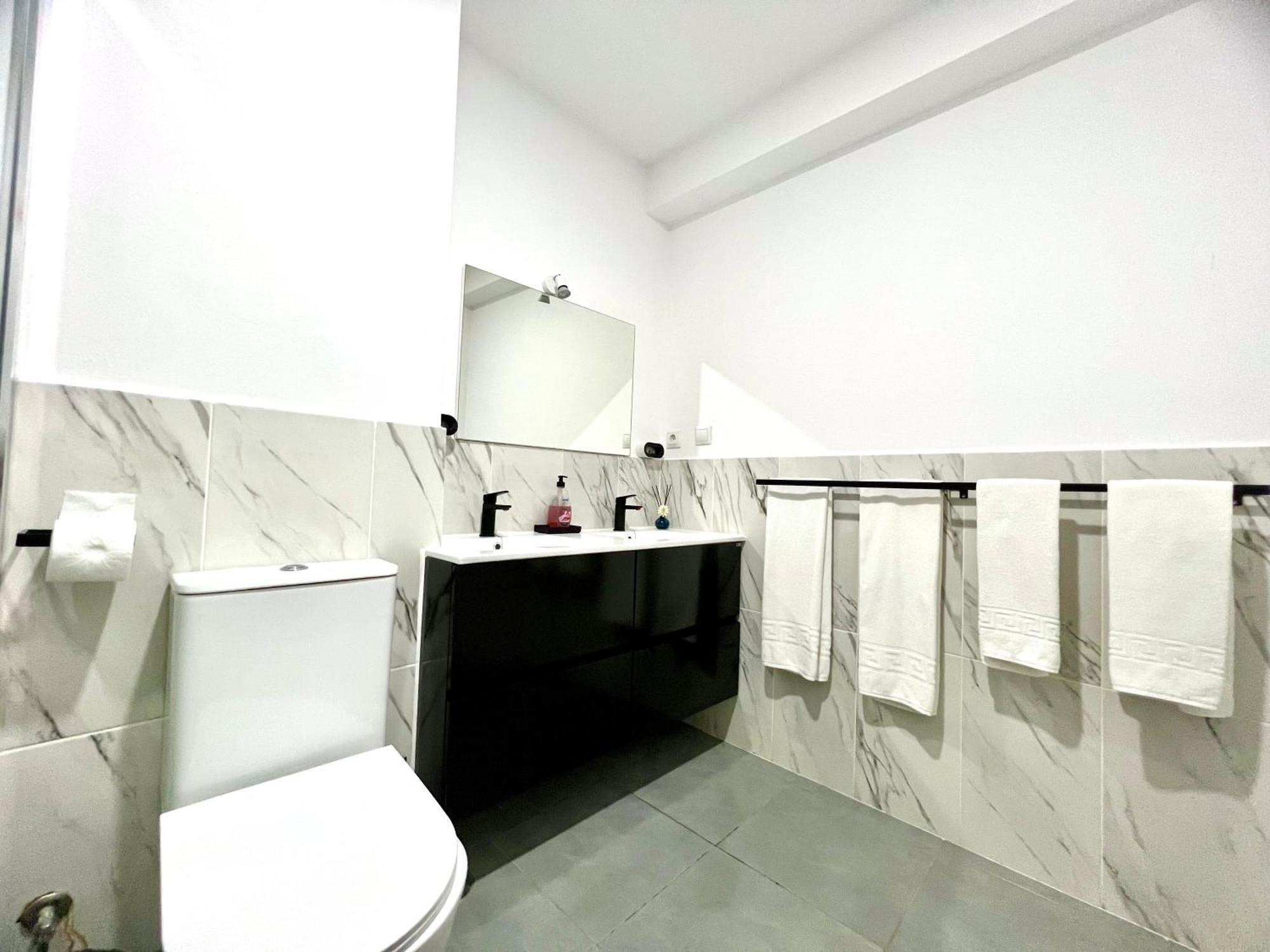 Animos! Apartments - 10 Modern Apartments Near The City & Beach, Perfect For Nomads, Travellers, Families, Watersports! Santa Maria Luaran gambar