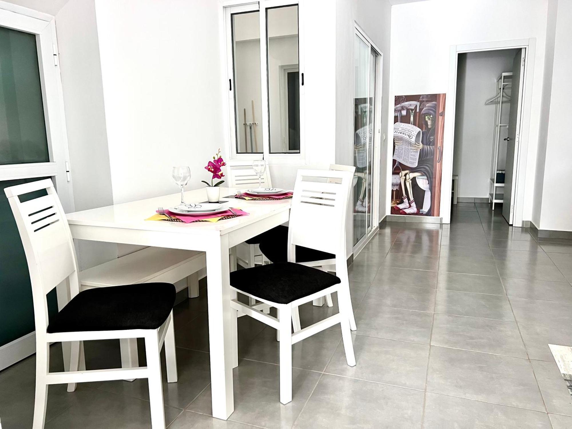 Animos! Apartments - 10 Modern Apartments Near The City & Beach, Perfect For Nomads, Travellers, Families, Watersports! Santa Maria Luaran gambar